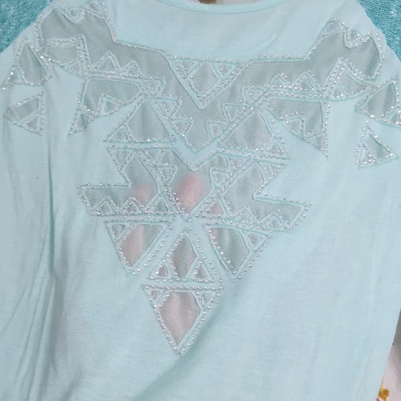 Top - Picture 2 of 3